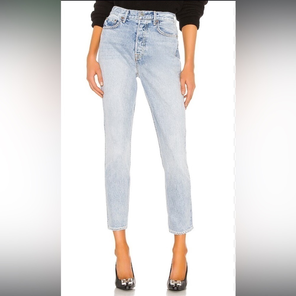 GRLFRND Super High Rise SHR Karolina in Reach Out Light Wash Size 27 Button Fly